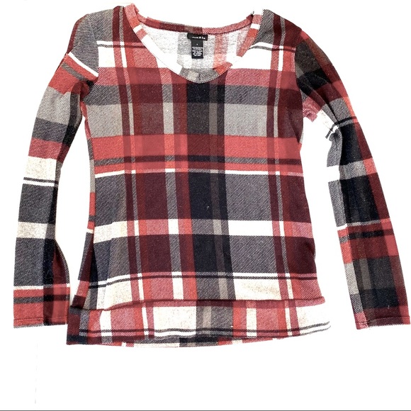 Rue21 Tops - Plaid Long Sleeve